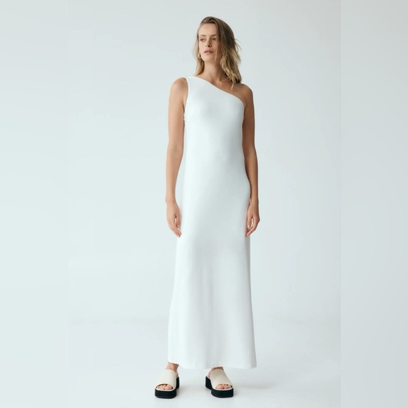 Third Form White One-Shoulder Dress - Picture 1 of 7